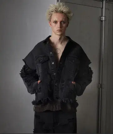 GRANCY 맨투맨 도킹 디자인 데미지 데님 자켓