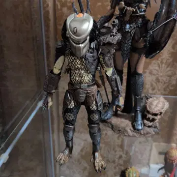 프레데터 피규어 약 30cm