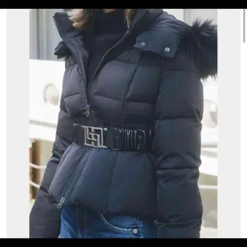 GYDA 숏 퍼 후드 블랙 다운 자켓 벨트 포함