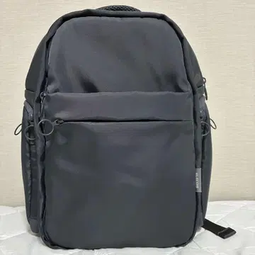 엘레콤 최애 굿즈 가방 M 사이즈 블랙 이타백 백팩