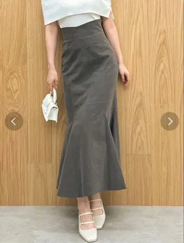 [ dazzlin ] 스티치 라인 머메이드 스커트