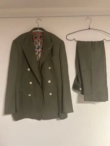 3세트 올리브 캐주얼 수트, 팬츠, 셔츠