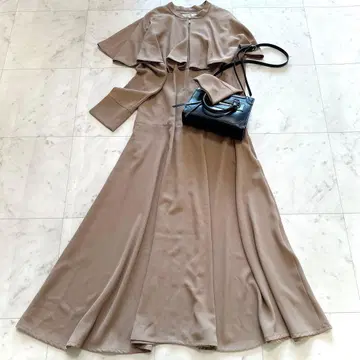 새상품급 un3d. 아쓰리도 도킹 케이프 원피스 세탁 가능 M