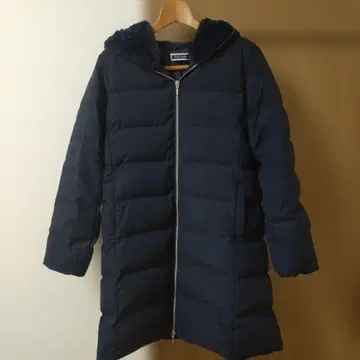 [PORTLAND] 후드 부착 네이비 다운 자켓