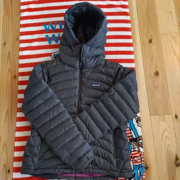 Patagonia 후드 부착 다운 자켓 다크 그레이