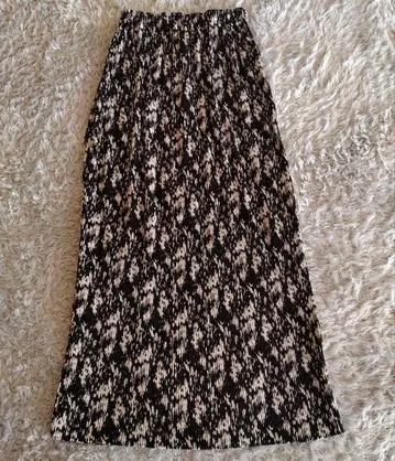 플리츠 이지 타이츠커트 아파트바이