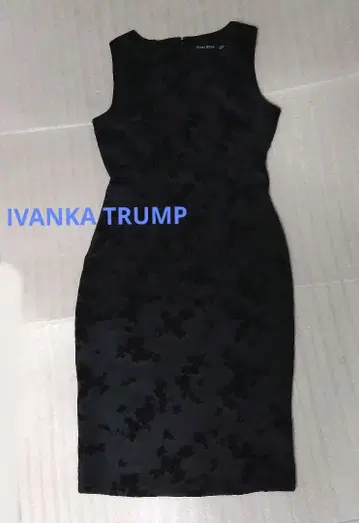IVANKA TRUMP 슬리브리스 드레스 타이트 원피스 블랙 L