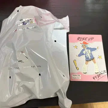 POPMART Peach Riot Rise Up Frankie Diva