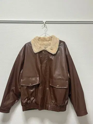브라운 가죽 자켓 퍼 카라 부착