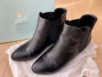 요크 테라스 블랙 가죽 숏부츠 24cm