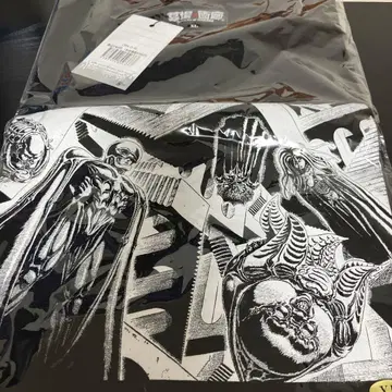 [ 새상품 ] 베르세르크 갓 핸드 T셔츠 XL 사이즈 대베르세르크전