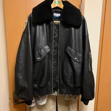 MAISON SPECIAL 보아 옷깃 가죽 아우터