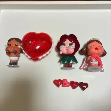 CRYBABY Crying For Love 피규어