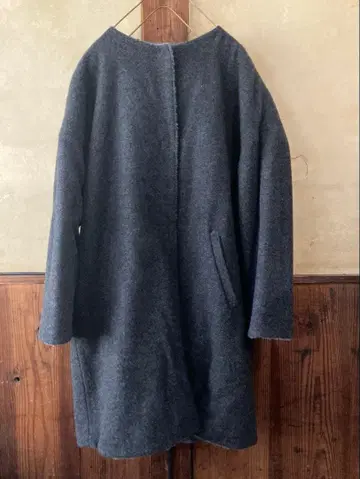 Veritecoeur 베리떼꾸르 리버서블 울 보아 코트