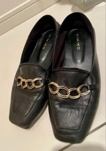 새상품급 엄청 귀여운 HIMIKO 로퍼 EEE