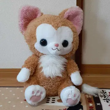 브라운과 화이트 봉제 인형 약 40cm