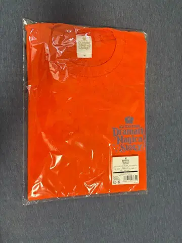 [ 미개봉 ] 우타프리 DMS T셔츠 M 사이즈 [ 익명 배송 ]