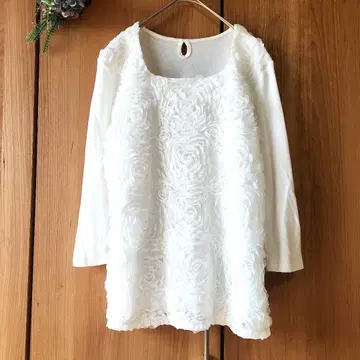 [ 도쿄 소와르 ] 플라워 디자인 화이트 일본제 세탁 OK 고급