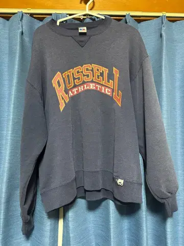 러셀 애슬레틱 usa 짧은 기장 맨투맨 프린트 로고 L 사이즈