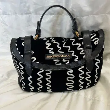 EMPORIO ARMANI 아르마니 핸드백 블랙 보라색