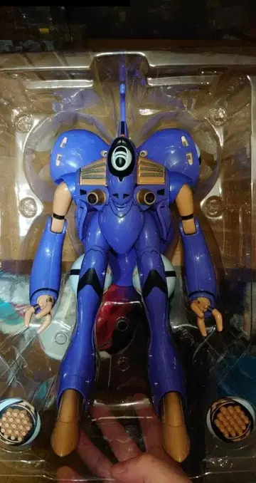 마크로스 QUEADLUUN-RAU MAXIMILIAN JENIUS