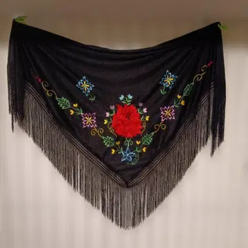 꽃무늬 자수 스톨 블랙 컬러 빨간 장미