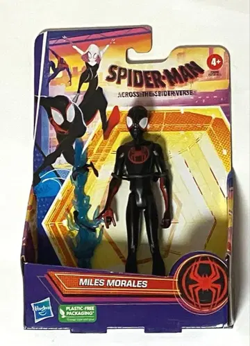 마일즈 모랄레스 스파이더맨: 어크로스 더 스파이더버스 피규어
