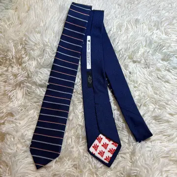 실크 네이비 스트라이프 넥타이