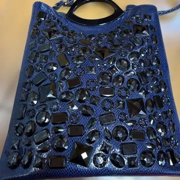 천연 가죽 비쥬 장식 네이비 토트백