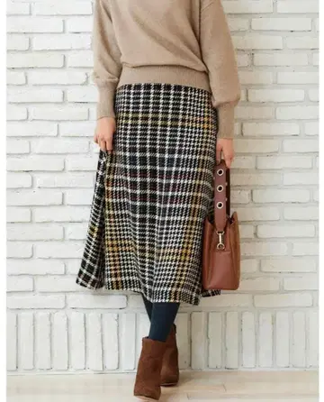 르쿠르 블랑 빈티지 트위드 체크 플레어 스커트