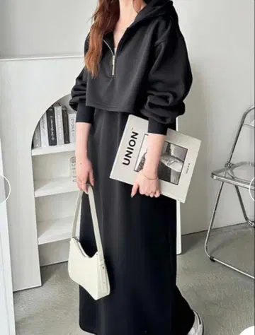 [새상품급] GeeRA 셋업풍 하프 지퍼 속기모 맨투맨 원피스