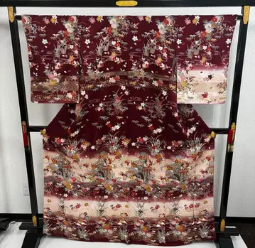 버건디 꽃무늬 호몬기 교육용 실 부착된 원앙이 귀여운 패턴입니다