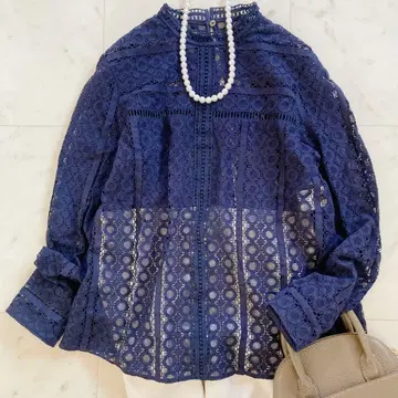 새상품급 알아바일 전체 레이스 블라우스 보더 네이비