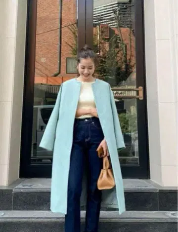 베이스먼트 온라인 롱 코트 노카라