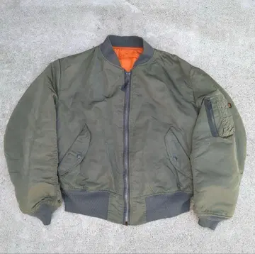 ALPHA INDUSTRYS MA-1 MADE IN USA