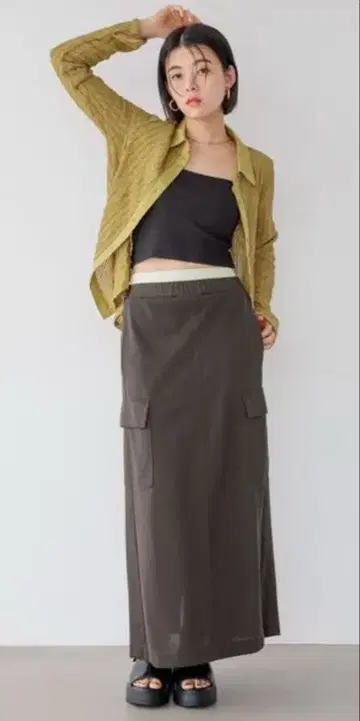 베이플로우 w 허리 카고 스커트