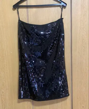 블랙 스팽글 타이트 스커트 컨디션 최상