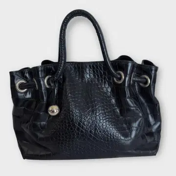 FURLA 훌라 핸드백 악어 엠보싱 가죽 블랙 심플