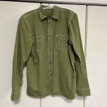 고 슬로우 카라반 올리브 그린 긴팔 셔츠