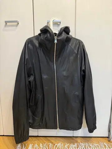 ISAMU KATAYAMA BACKLASH 가죽 집업 후드티