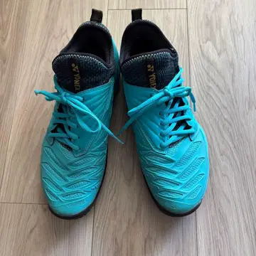 새상품급 YONEX 테니스화  26cm