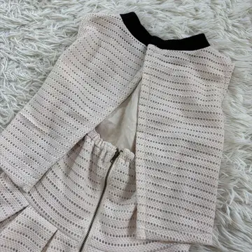 dazzlin (다즈린) 슬리브리스 원피스 플레어 원피스 무릎 기장