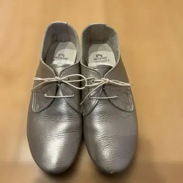 ramble dance 슈링크 가죽 레이스업 슈즈