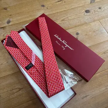 [ 무료배송 ] 새상품 페라가모 넥타이