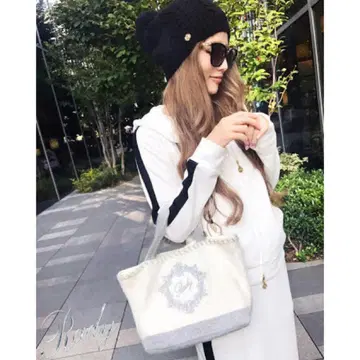 바이컬러 프레임 Rady 토트백 니트