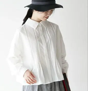 미즈이로 인드 핀턱 블라우스