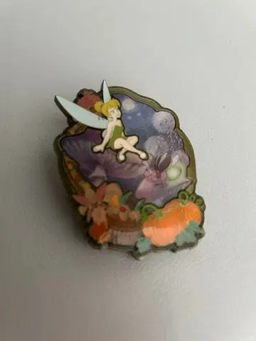 디즈니씨 판타지 스프링스 팅커벨 핀 배지