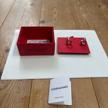 [ 무료배송 ] 페라가모 커프 링크스