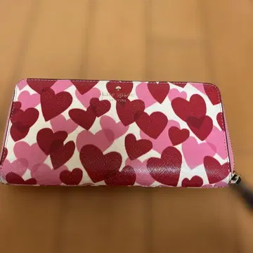 케이트 스페이드