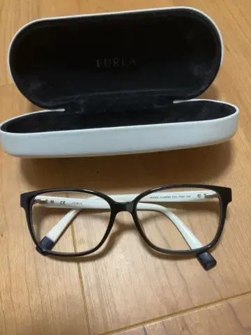 훌라 안경 새상품급 바이컬러